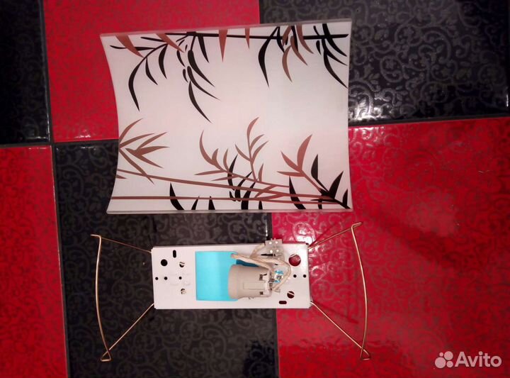 Светильник настенный