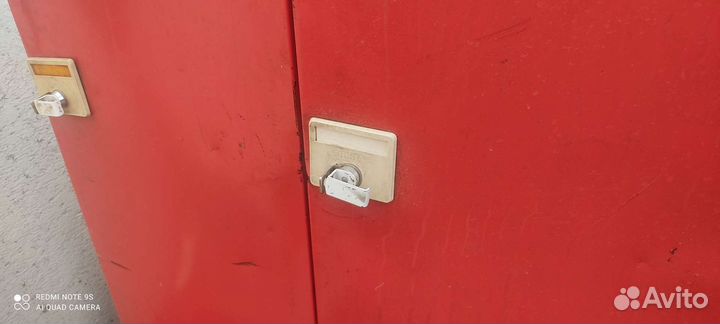 Шкафы металлические в раздевалку