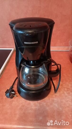 Кофеварка капельная Redmond