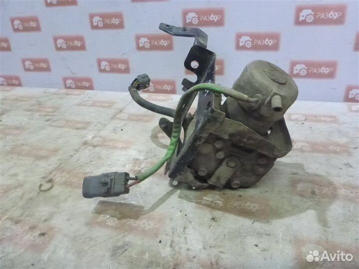 Блок abs Mazda Xedos 6 седан 2.0 1994