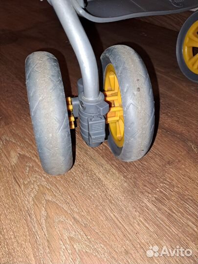 Коляска-трость