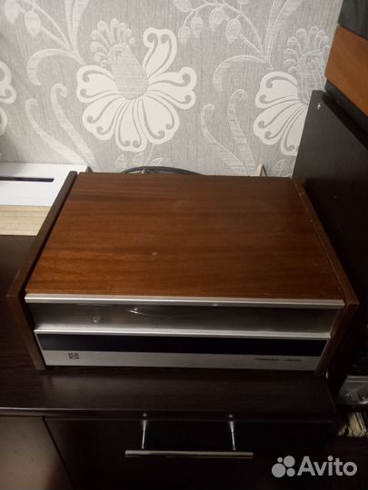 Электропроигрыватель для винила