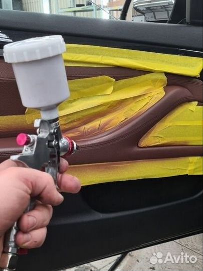 Покраска кожи сидений авто