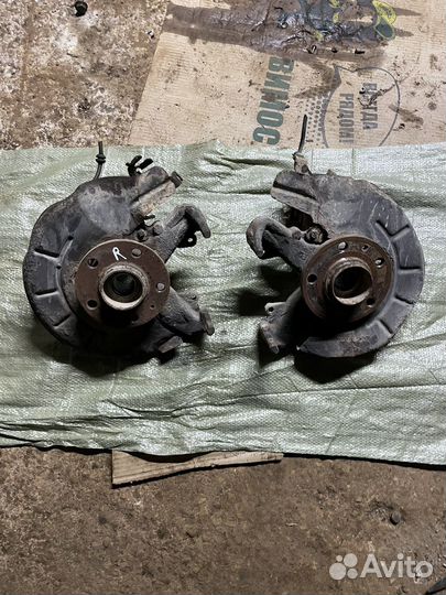 Кулак передний Skoda Fabia 2001г 1.4 AUB