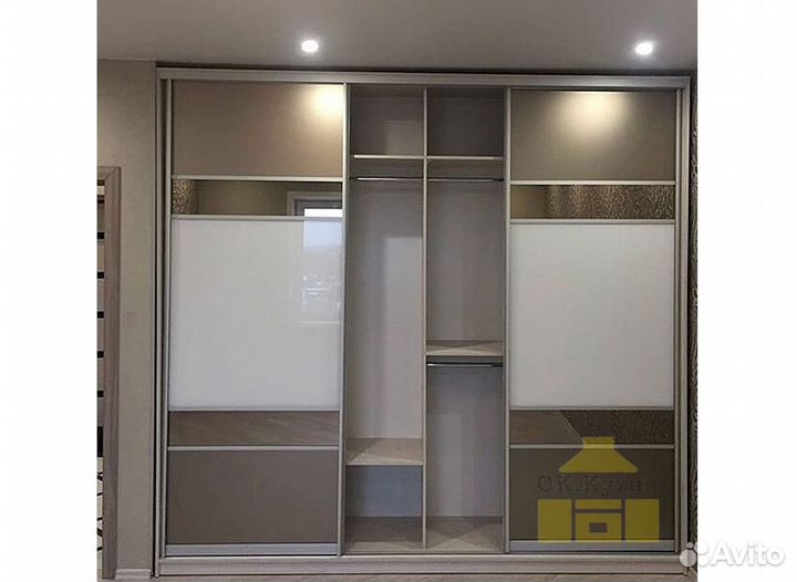 Встроенный шкаф