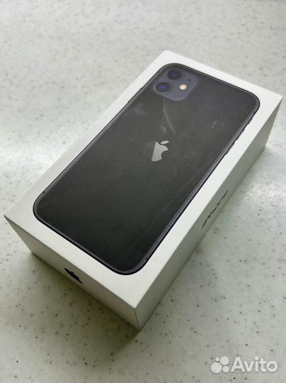 iPhone 11, 64 ГБ