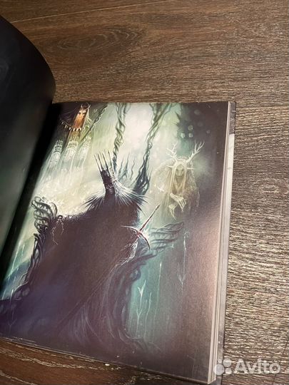 Очень страшная энциклопедия призраков