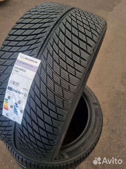 Michelin Pilot Alpin 5 SUV 325/40 R22 114V