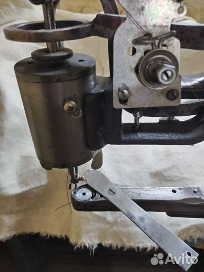 Обувная швейная машинка версаль