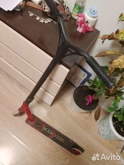 Трюковой самокат