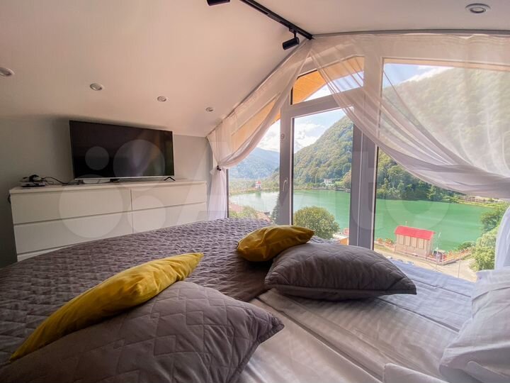 2-к. квартира, 70 м², 8/8 эт.