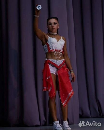 Костюм для танцев