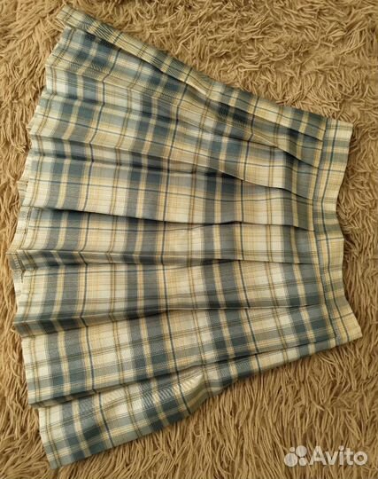 Светло-голубая плиссированная юбка в клетку