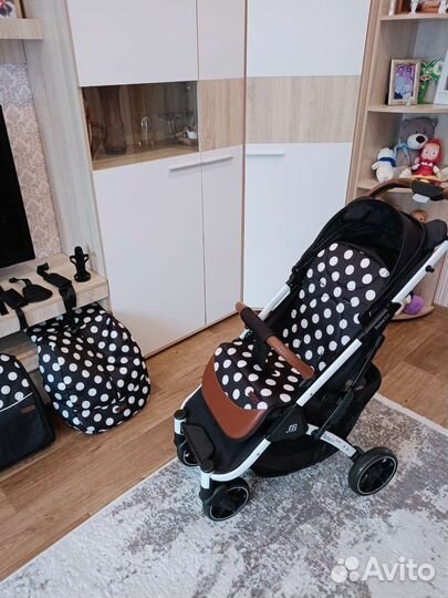 Коляска прогулочная Babalo future
