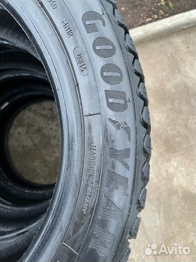 Goodyear UltraGrip Ice 225/50 R17