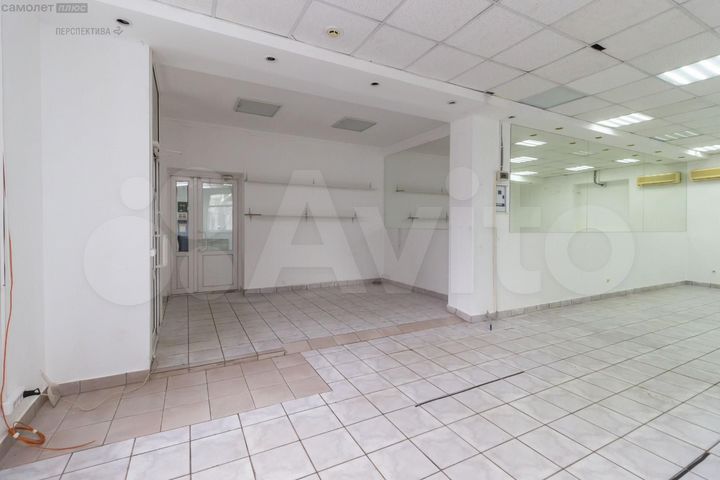 Продам торговое помещение, 202 м²