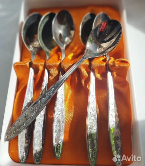 Чайные ложки мельхиор, блюдо хрусталь СССР
