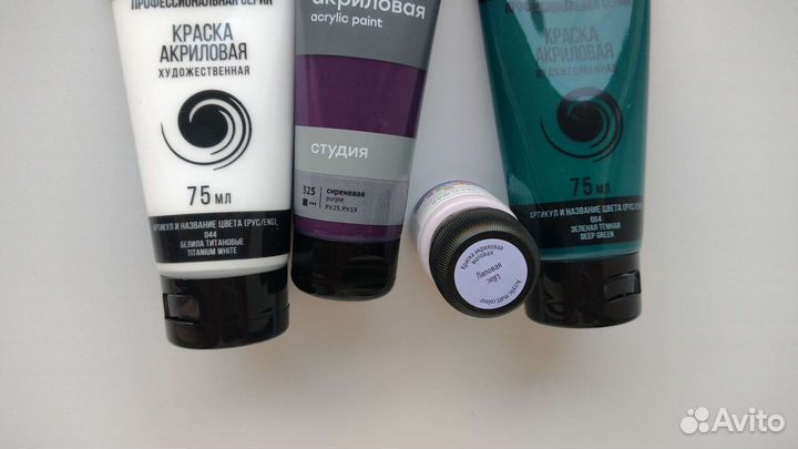 Акриловые краски разные