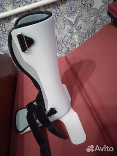 Тутор на стопу