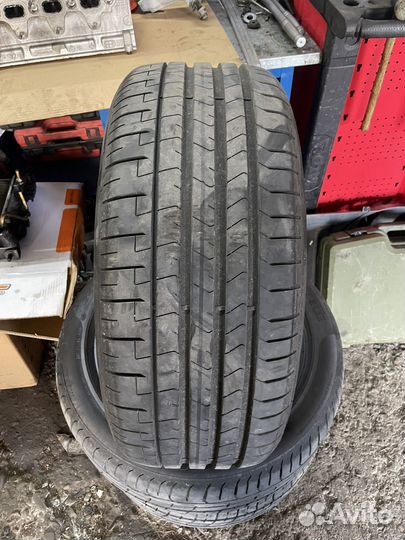 Pirelli P Zero 245/45 R18