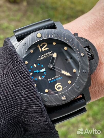 Швейцарские часы мужские Panerai Carbotech