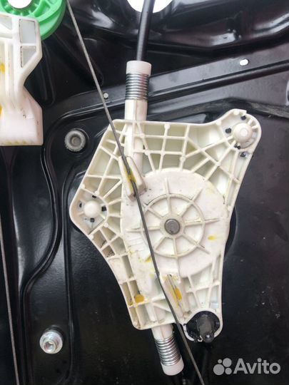 Стеклоподъемник водительский рендж ровер спорт