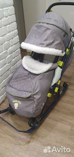 Коляска санки с колесами