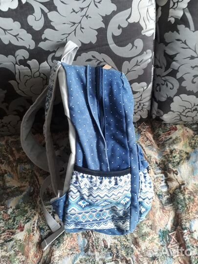 Рюкзак школьный