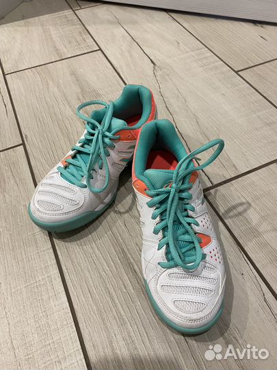 Теннисные кроссовки asics