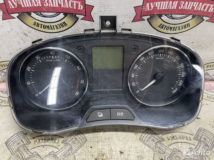 Приборная панель Шкода Фабия 2