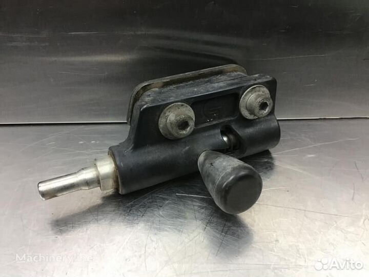 Замок двери Liebherr 7020619