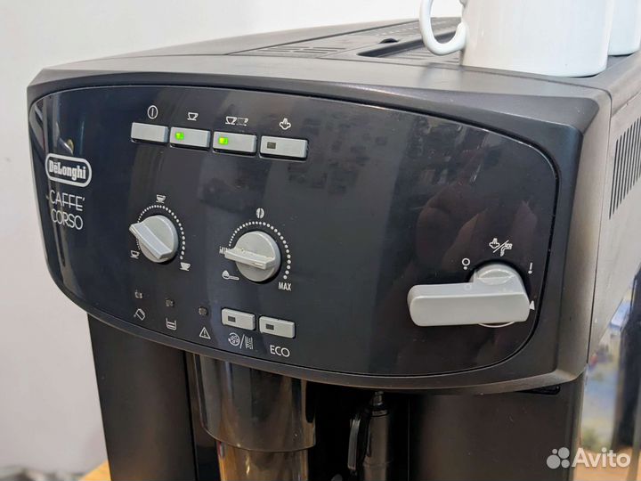 Кофемашина Delonghi (видео)