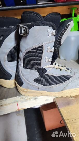 Сноубордические ботинки 38 размер