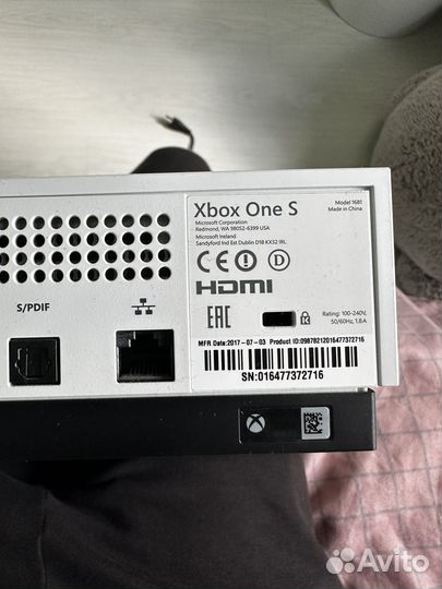 Xbox One S 500 gb