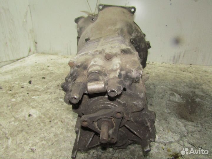 Коробка механическая 2600104490 бмв 3 серия 1985г