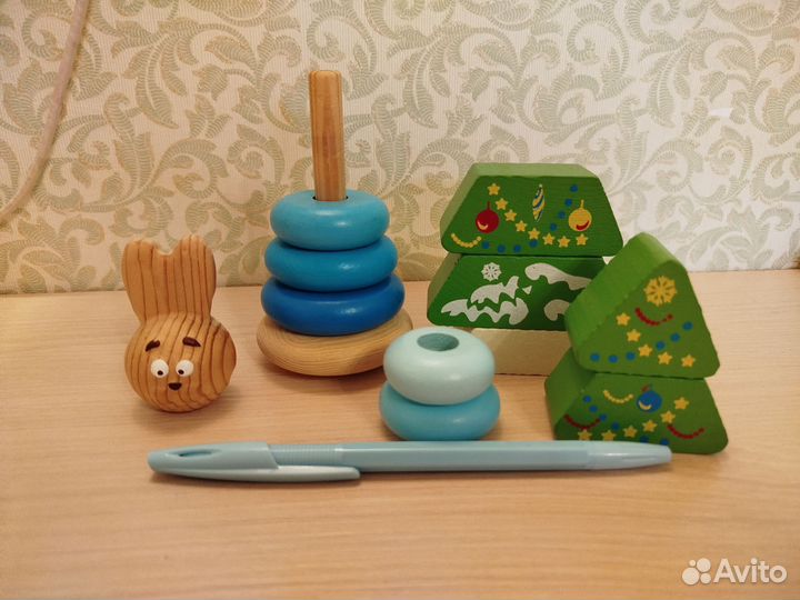 Игрушки рвзвивающие