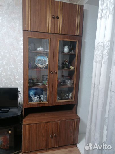 Шкаф сервант