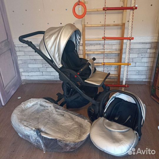 Коляска 3 в 1 Verdi Mirage Limited Silver серебро