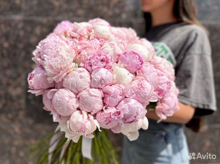 Букет пионов