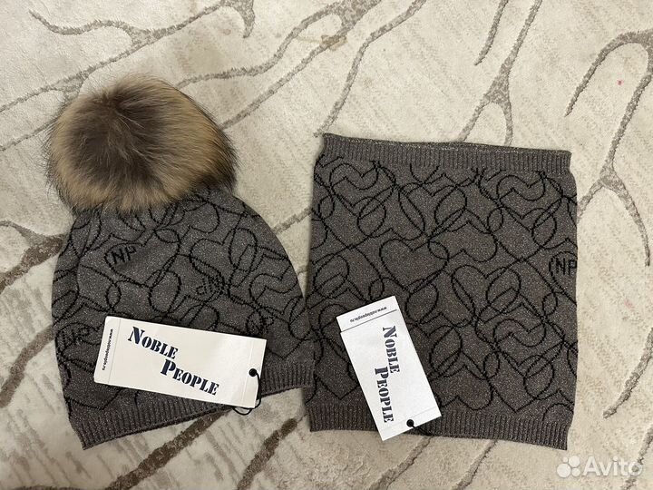 Комплект шапка и снуд для девочки