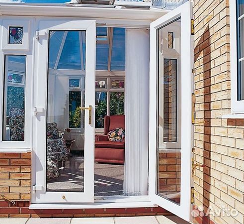 Пластиковая дверь 120х210 107