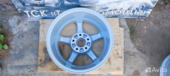 Литые диски Audi 100 C4