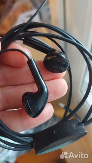 Наушники Samsung