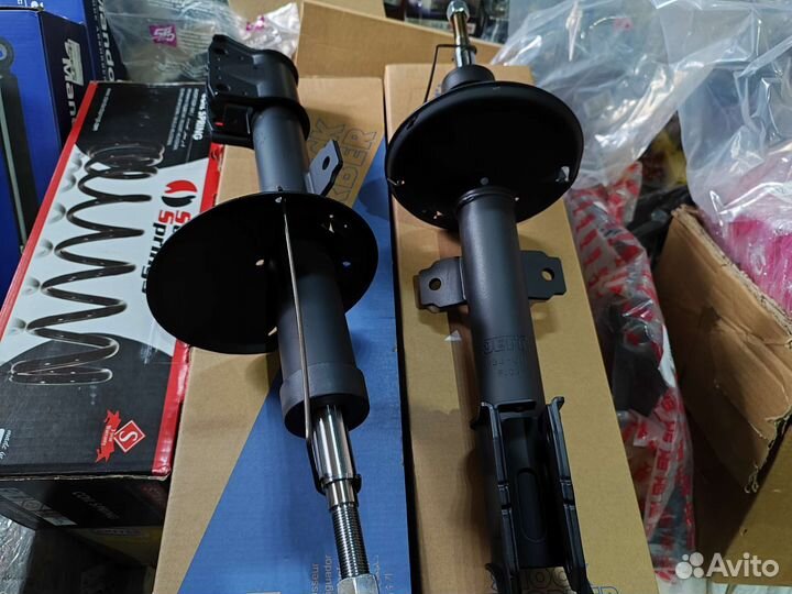 Амортизаторы передние Duster 2WD 4WD Korea