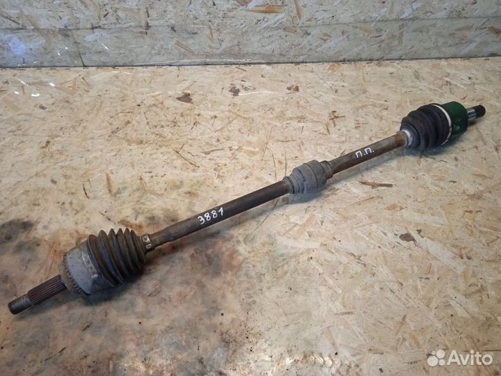 Полуось передняя правая Mitsubishi Lancer