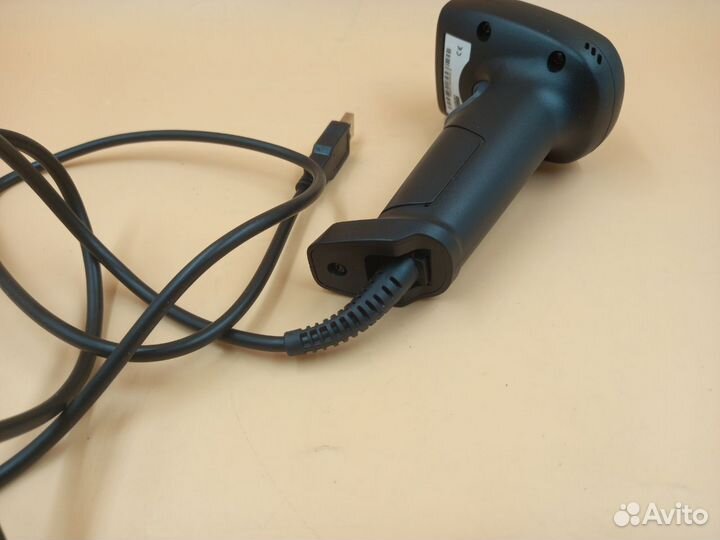 С дефектом 832761 Сканер 1D и 2D