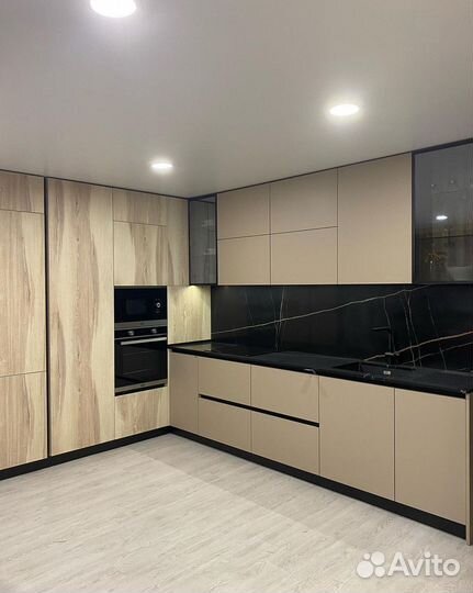 Кухня новая