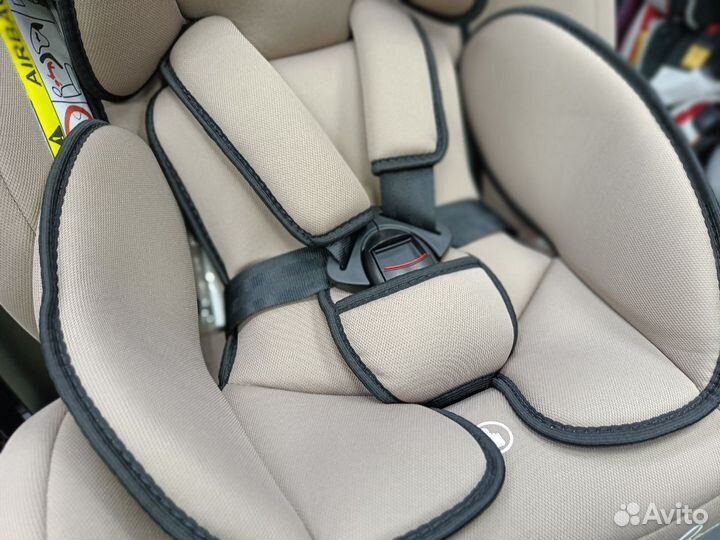 Поворотное автокресло BamBola Minori Isofix