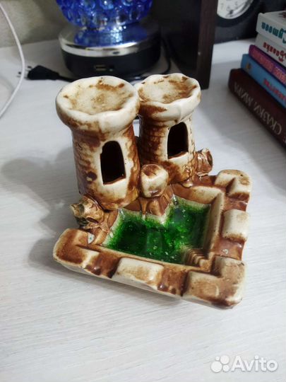 Замок в аквариум
