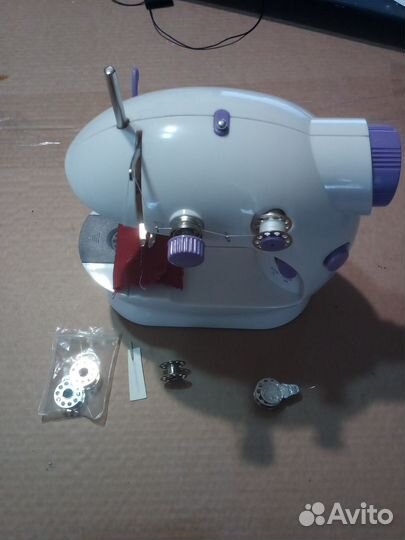 Мини швейная машинка SM-202A новая